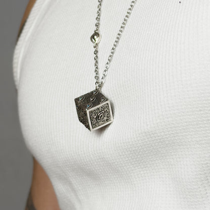 Collar "Gokumonkyo"